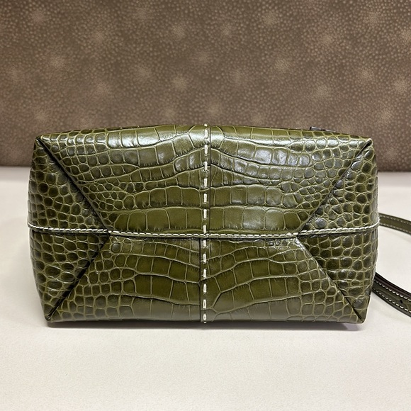 🔥🔥🔥Tory Burch McGraw Croc Embossed Leather Drawstring Bucket Satchel Bag - Picture 7 of 15